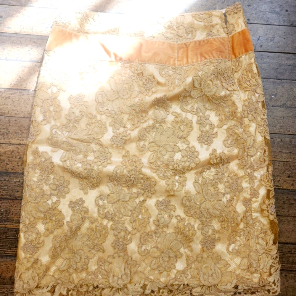 Vtg Tracy Reese Gold & Cream Floral Lace Scalloped Pencil Skirt